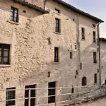 Alloggio per agriturismo Federico I *